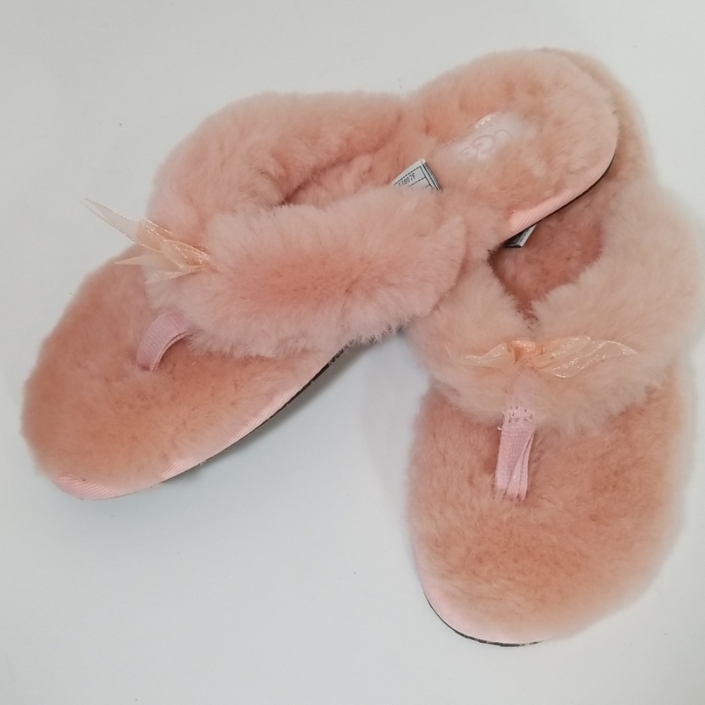 Uggs pink tones flip flip slippers